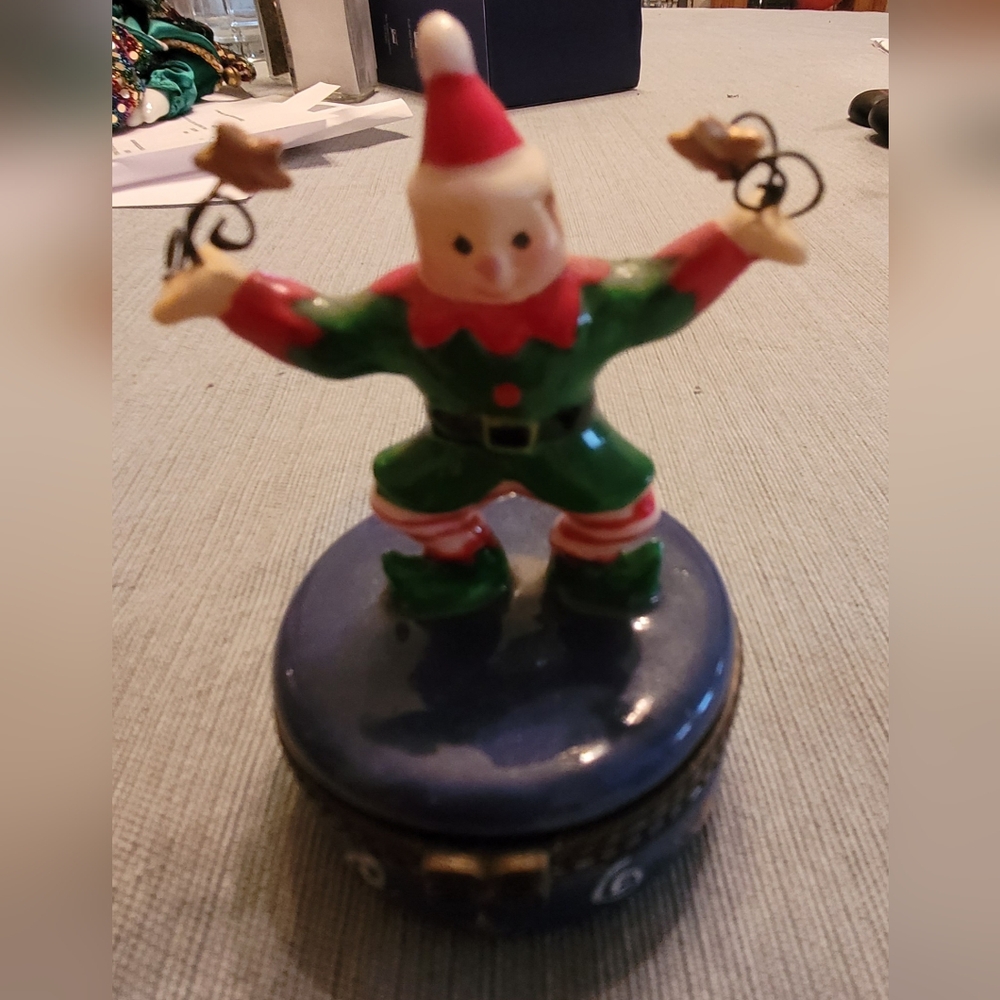 Holiday Clown Hinged Trinket Box with Miniature Top - Picture 4 of 4